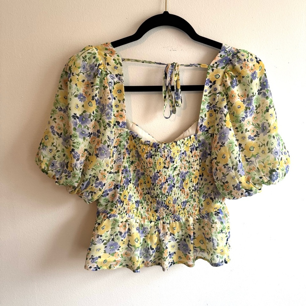 Astr Floral Puff-Sleeve Peplum Milkmaid Babydoll Top in Yellow and Lavender - Picture 3 of 11